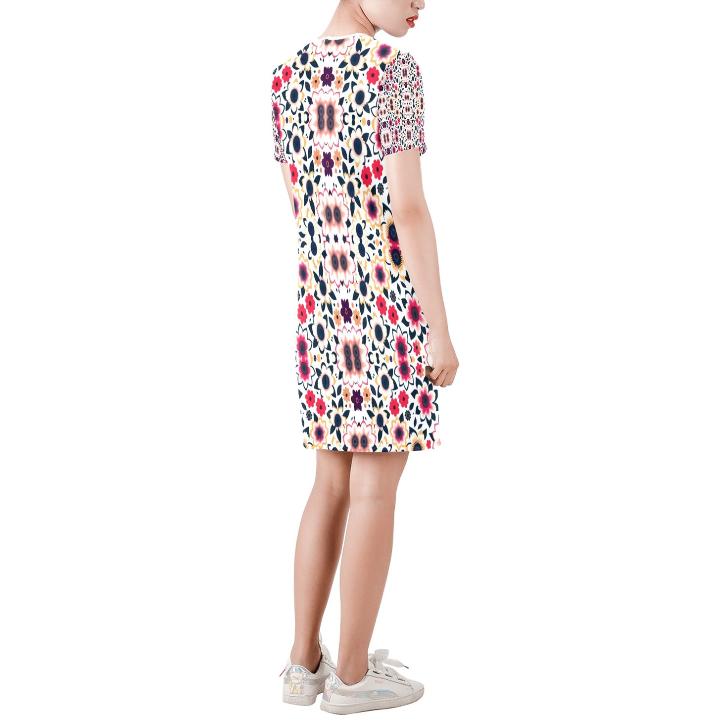 Short-Sleeve Round Neck A-Line Dress (Model D47)