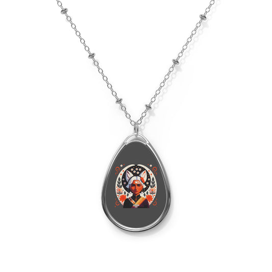 Indian Silverfox Oval Necklace