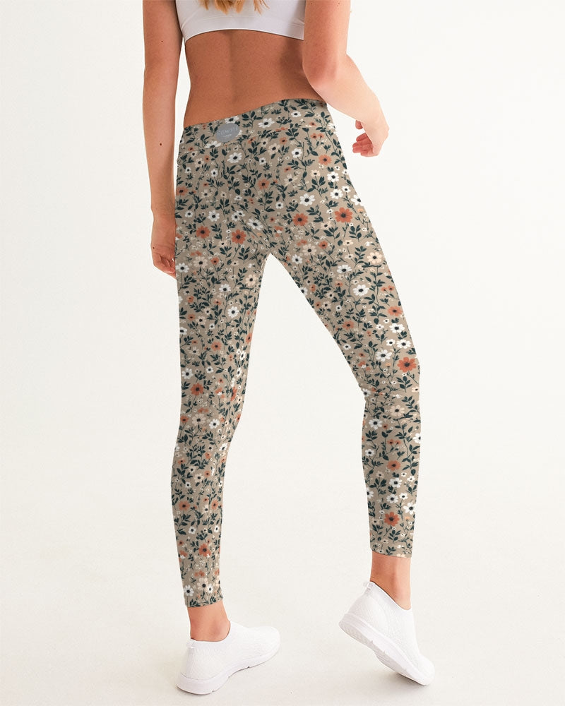 Busy and pretty Women's All-Over Print Yoga Pants