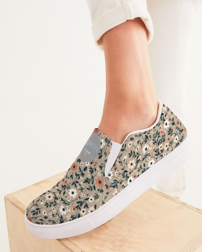 Busy and pretty Women's Slip-On Canvas Shoe