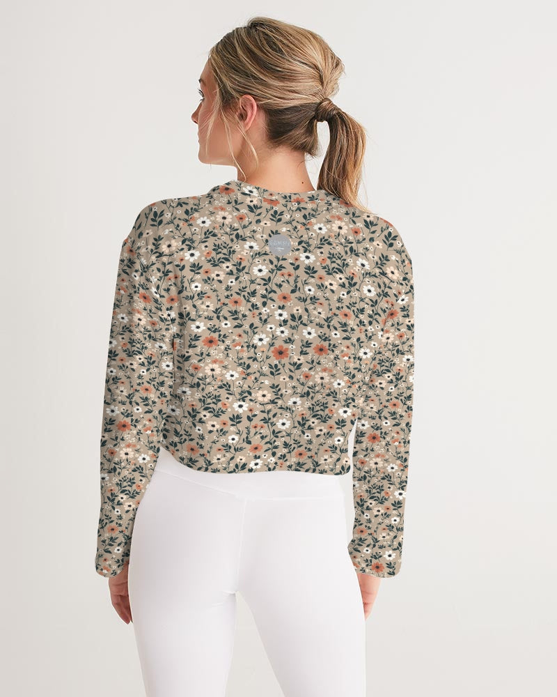 Busy and pretty Women's All-Over Print Cropped Sweatshirt