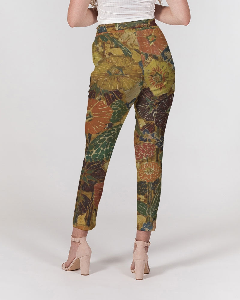 Autumn play Women's All-Over Print Belted Tapered Pants