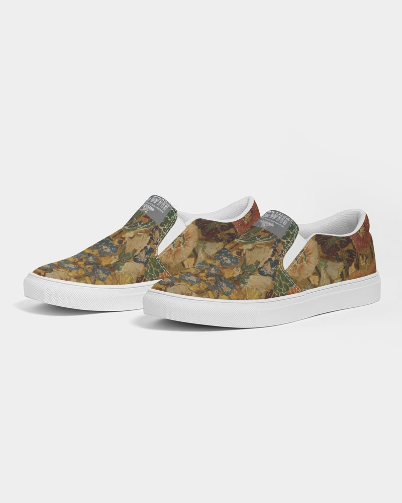 Autumn play Women's Slip-On Canvas Shoe