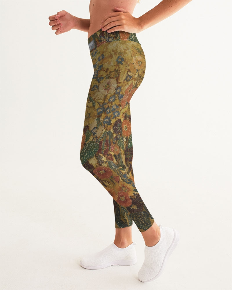 Autumn play Women's All-Over Print Yoga Pants