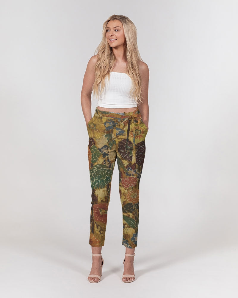 Autumn play Women's All-Over Print Belted Tapered Pants