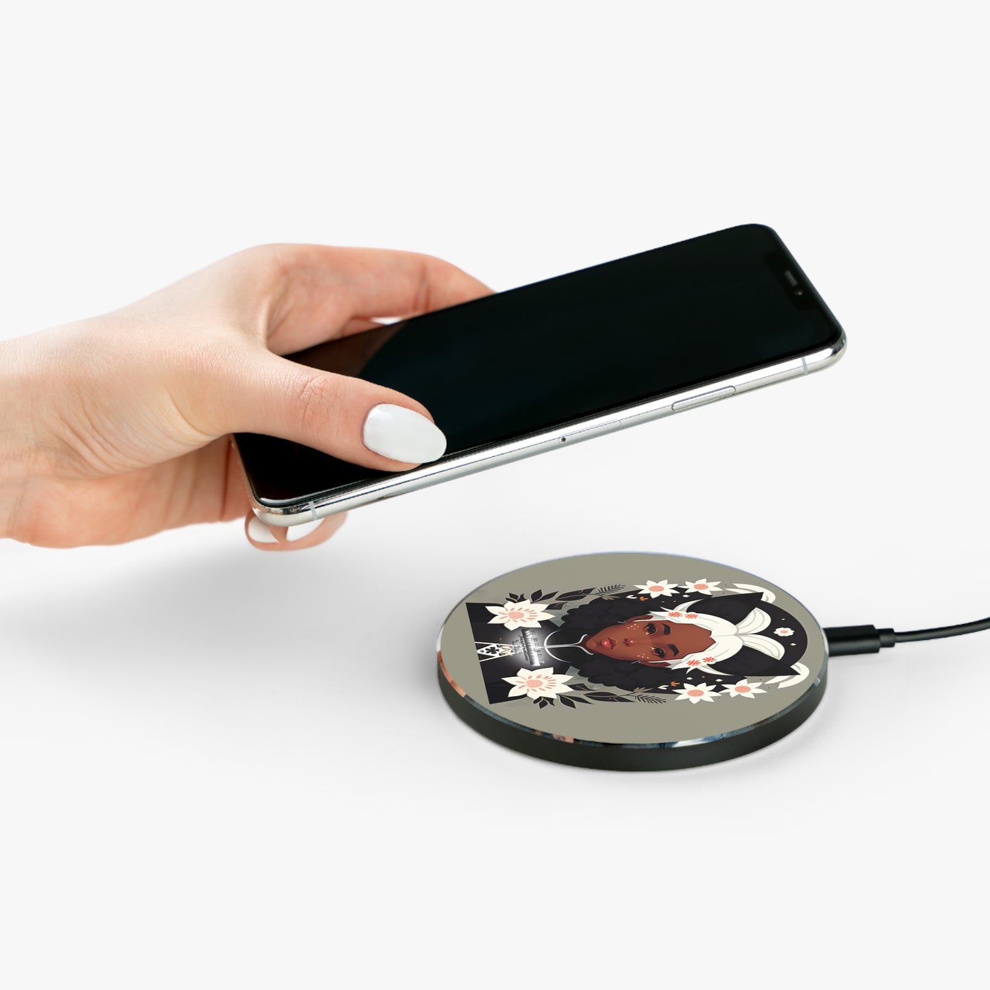 Nubian Silverfox Wireless Charger