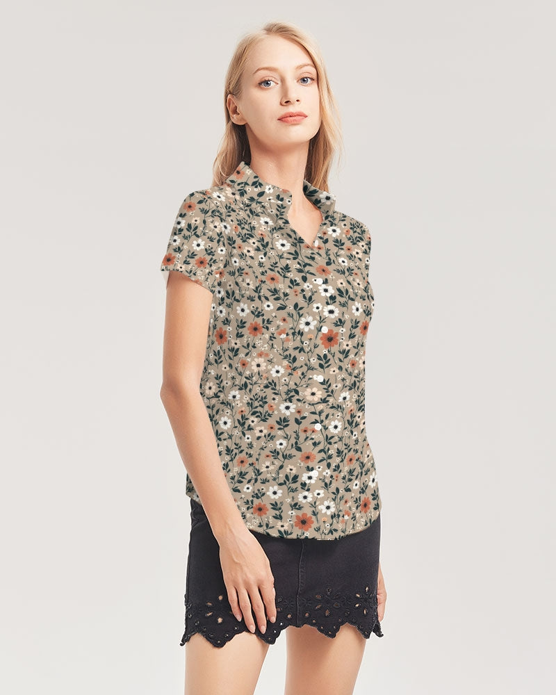 Busy and pretty Women's All-Over Print Short Sleeve Button Up