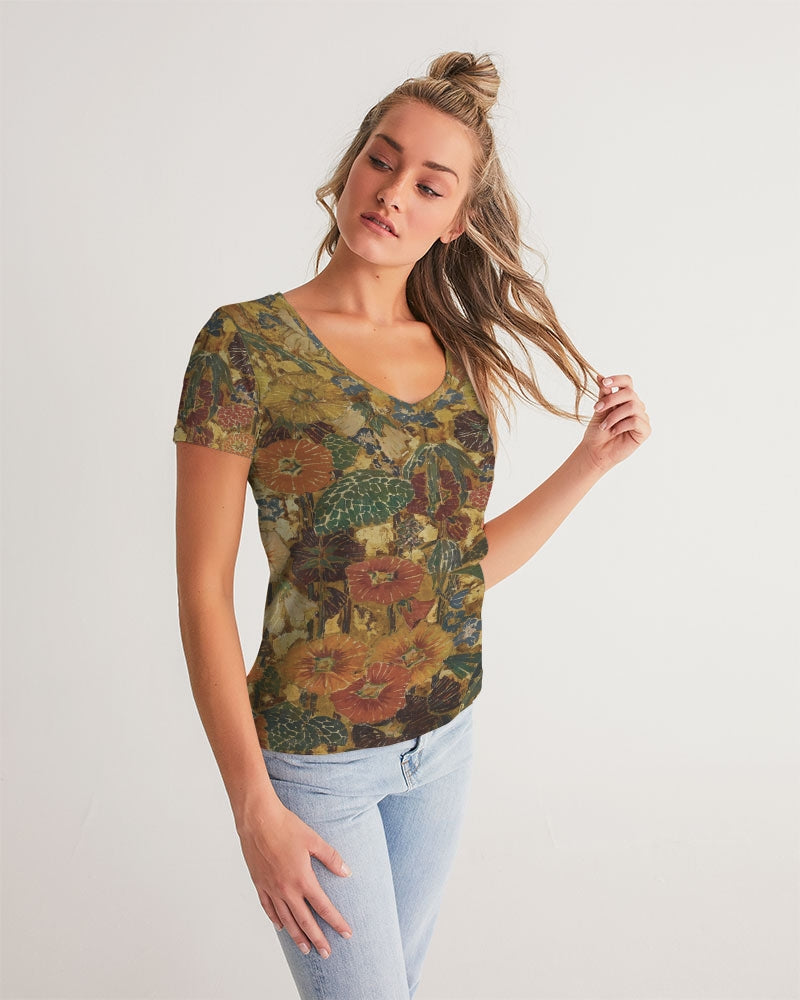 Autumn play Women's All-Over Print V-Neck Tee