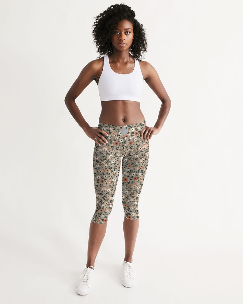 Busy and pretty Women's All-Over Print Mid-Rise Capri