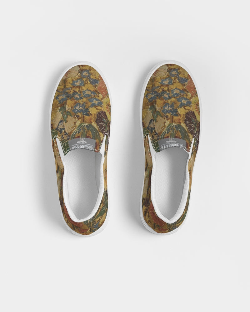 Autumn play Women's Slip-On Canvas Shoe