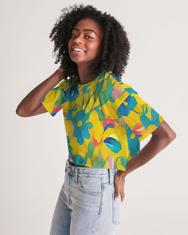 Beautiful yellow and blue hint of red pattern Women's Lounge Cropped Tee