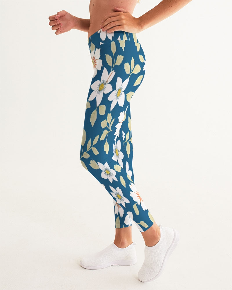 Dark blue background and white flower pattern Women's All-Over Print Yoga Pants