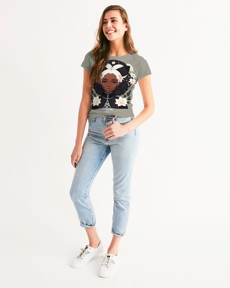 Nubian girl silver fox Women's Tee