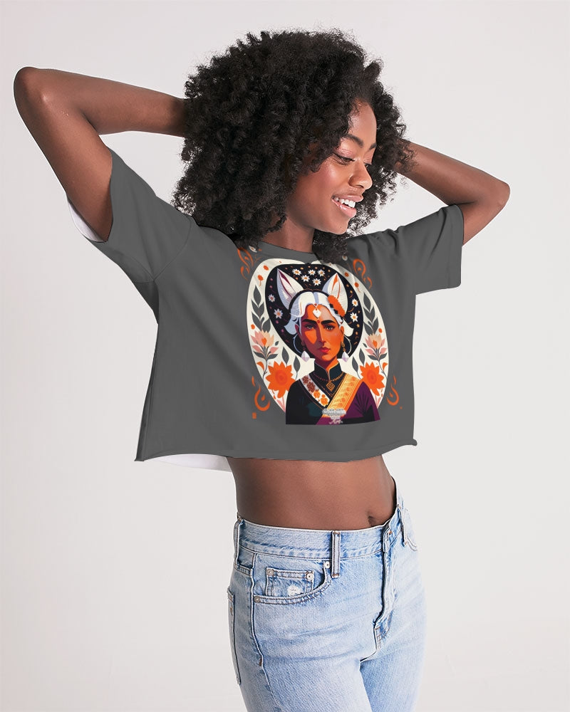 Indian Silver fox Women's Lounge Cropped Tee