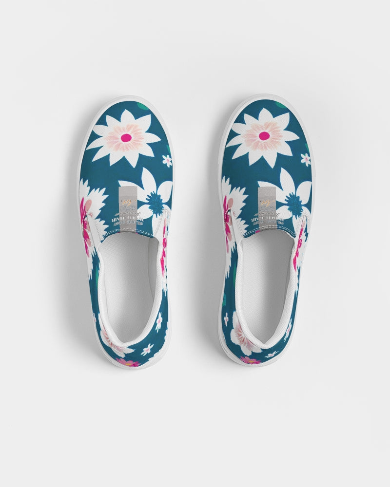 Beautiful floral pattern Women's Slip-On Canvas Shoe