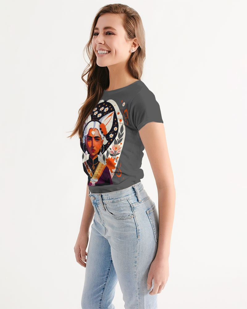 Indian Silver fox Women's Tee