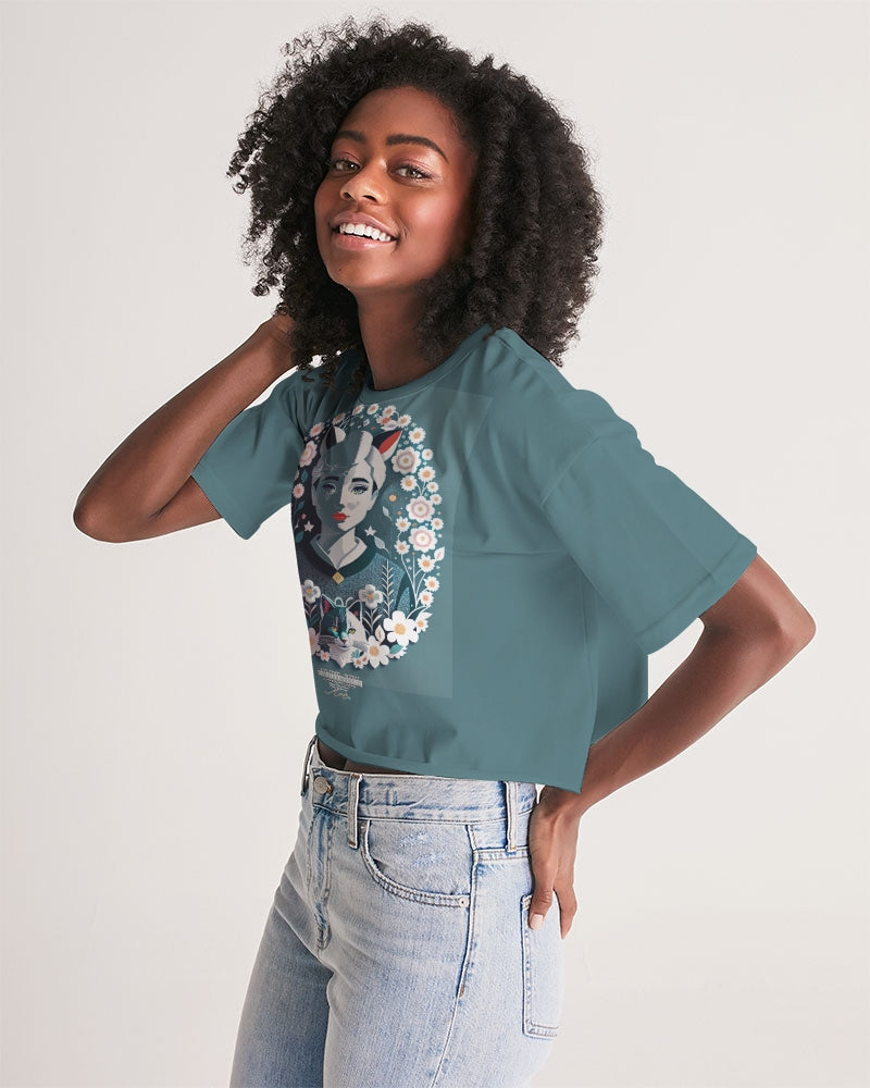 Silverfox flower Women's Lounge Cropped Tee