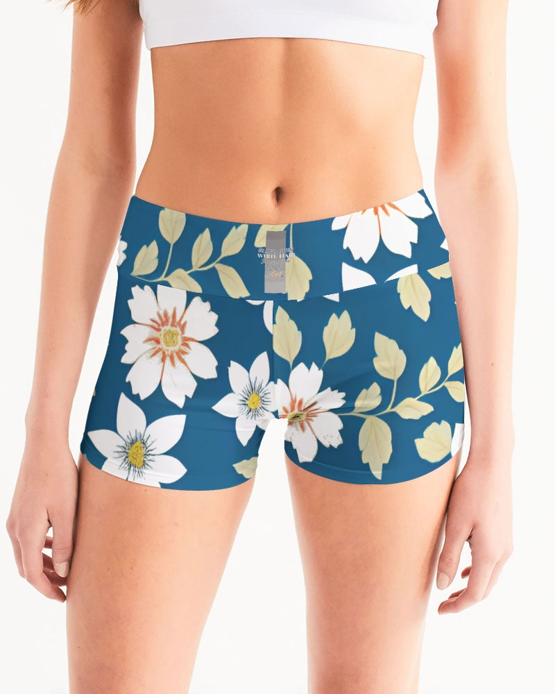 Dark blue background and white flower pattern Women's All-Over Print Mid-Rise Yoga Shorts