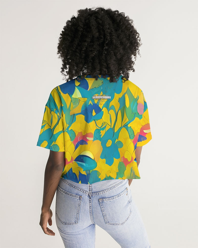 Beautiful yellow and blue hint of red pattern Women's Lounge Cropped Tee