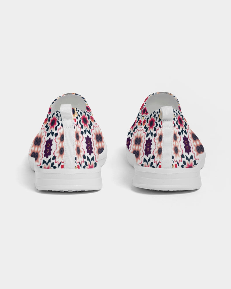 Abstract flower pattern Women's Slip-On Flyknit Shoe