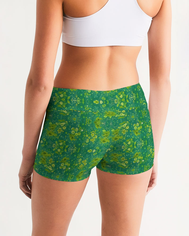 Green lush Repeat pattern Women's Mid-Rise Yoga Shorts