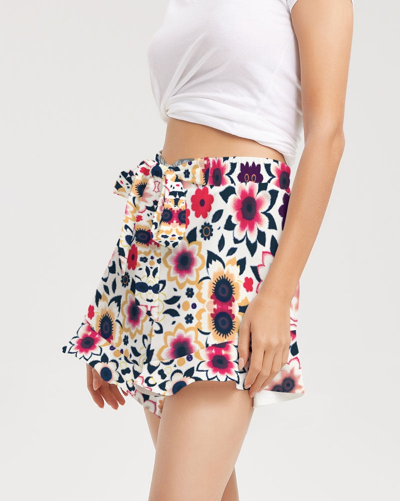 Abstract flower pattern Women's All-Over Print Ruffle Shorts