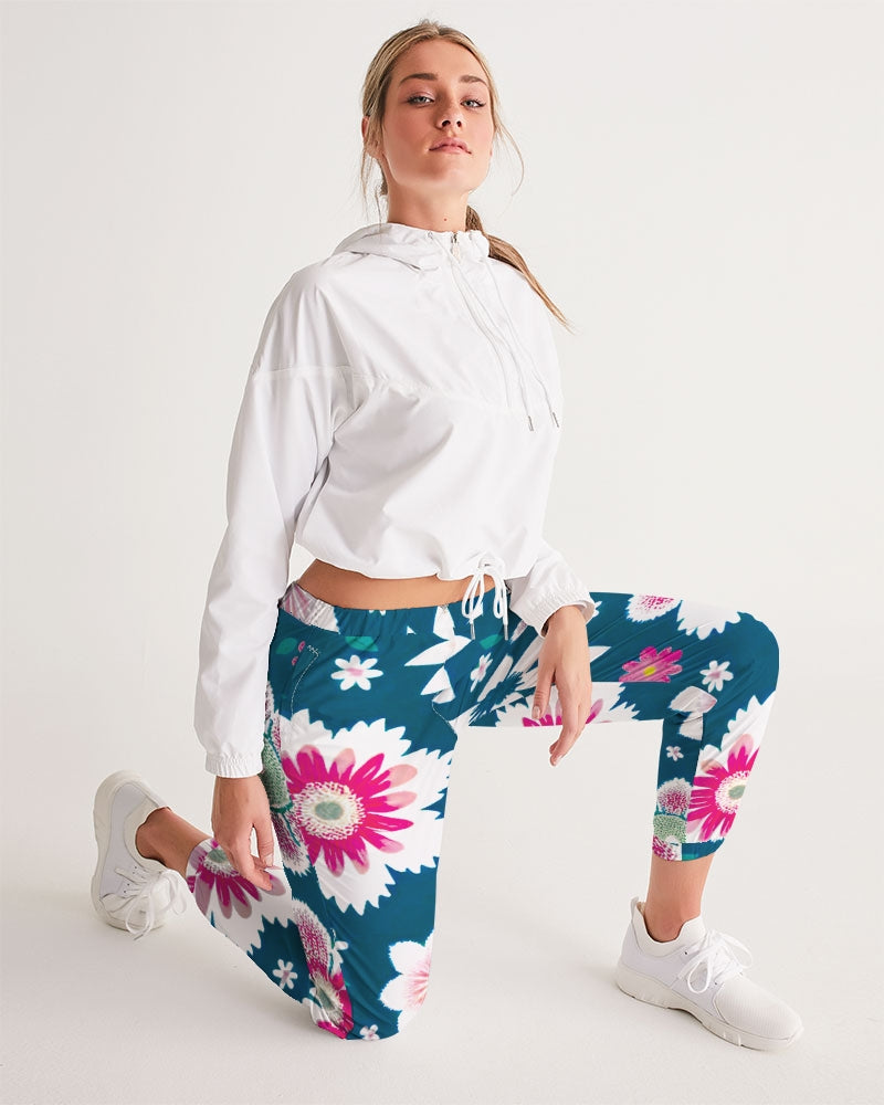 Beautiful floral pattern Women's All-Over Print Track Pants