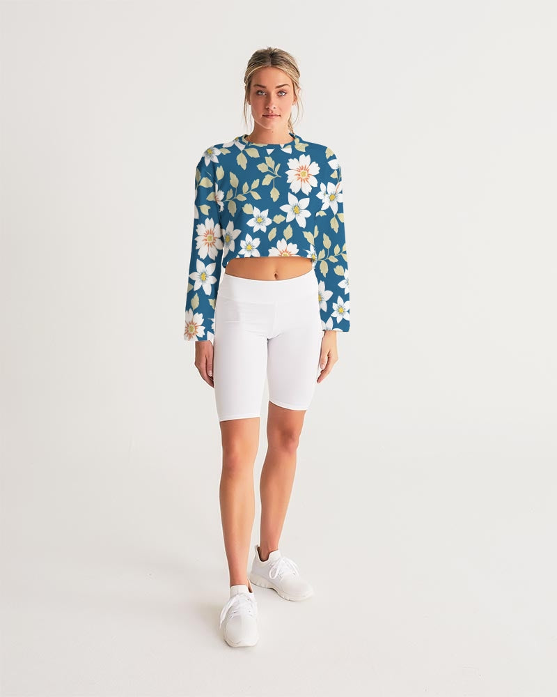 Dark blue background and white flower pattern Women's All-Over Print Cropped Sweatshirt