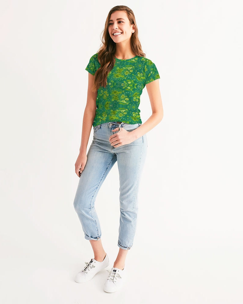 Green lush Repeat pattern Women's Tee