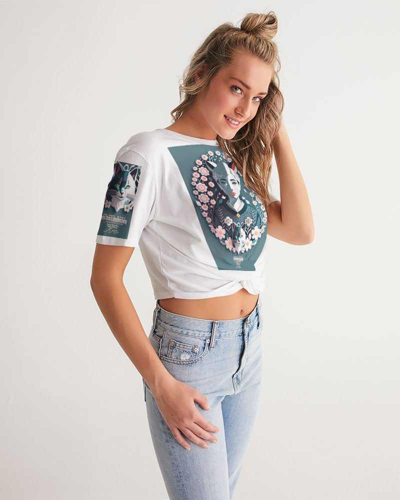 Silverfox flower Women's Twist-Front Cropped Tee