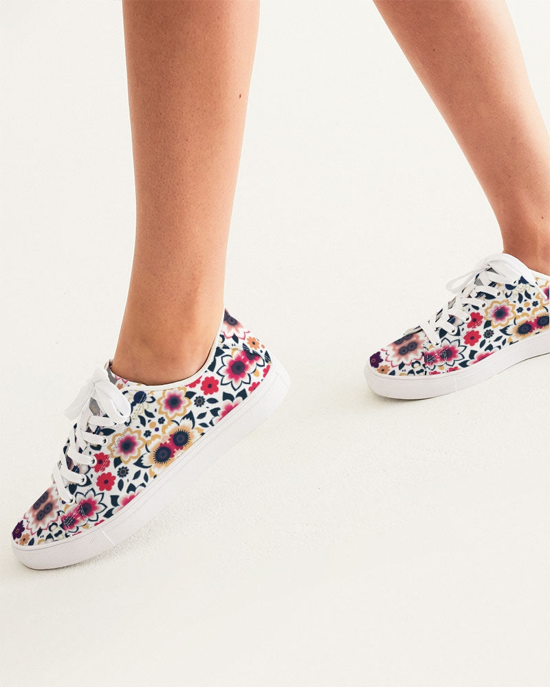 Abstract flower pattern Women's Faux-Leather Sneaker