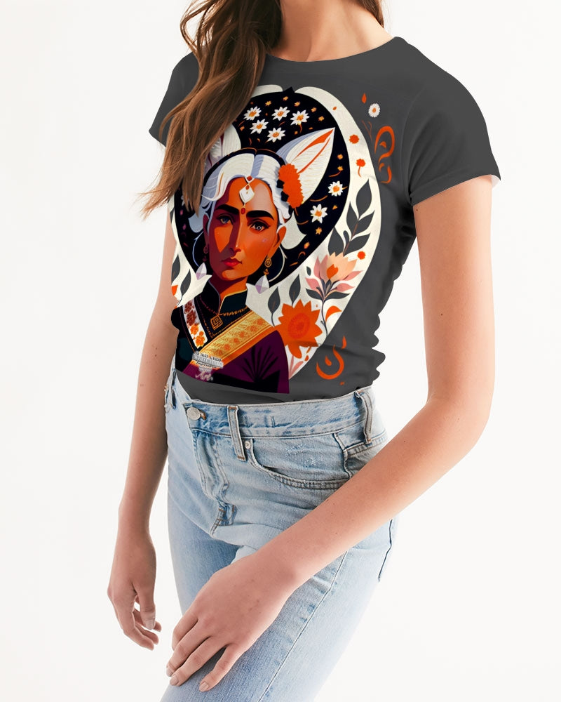 Indian Silver fox Women's Tee