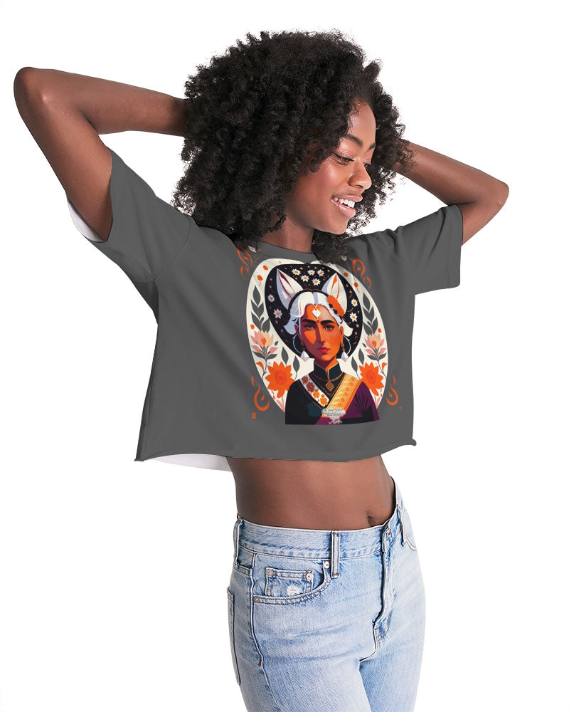 Indian Silver fox Women's Lounge Cropped Tee