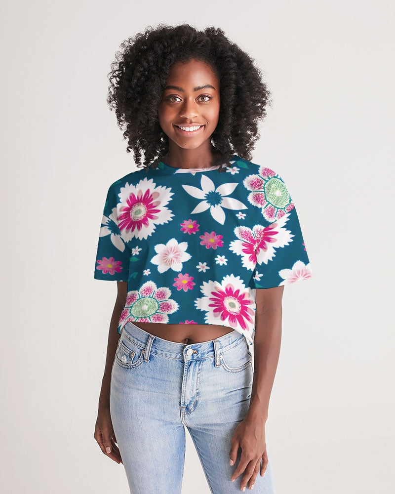 Beautiful floral pattern Women's All-Over Print Lounge Cropped Tee