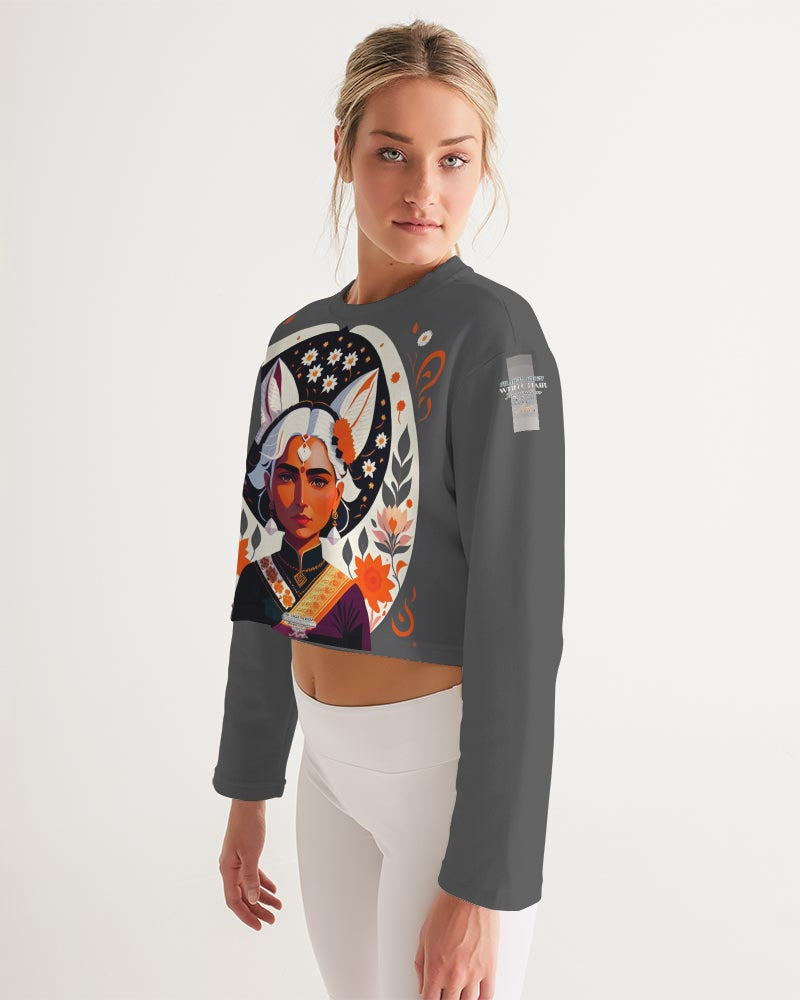 Indian Silver fox Women's Cropped Sweatshirt